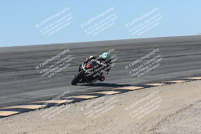 media/Oct-13-2025-Moto Forza (Mon) [[a66d839500]]/2-A Group/Session 2 (Bowl)/